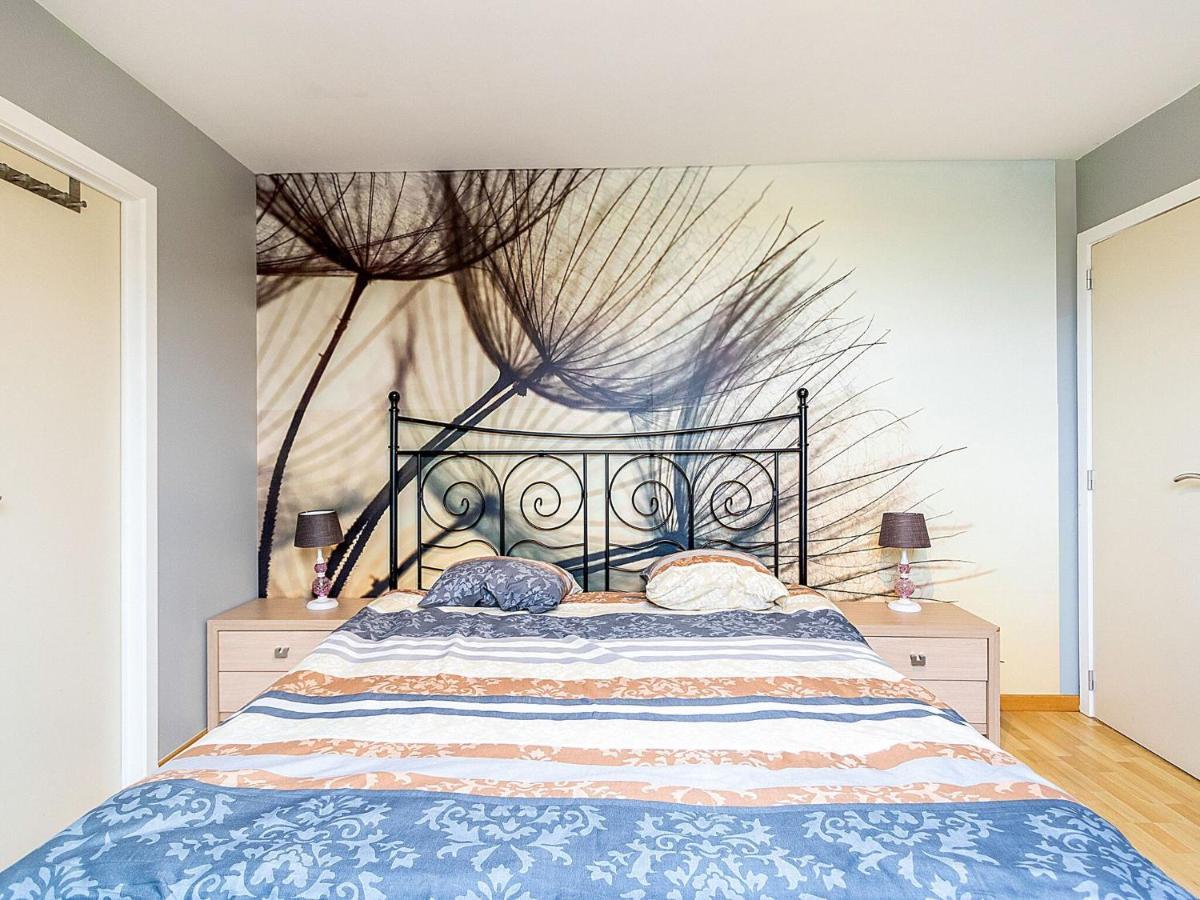 Exotic In With Garden Villa *